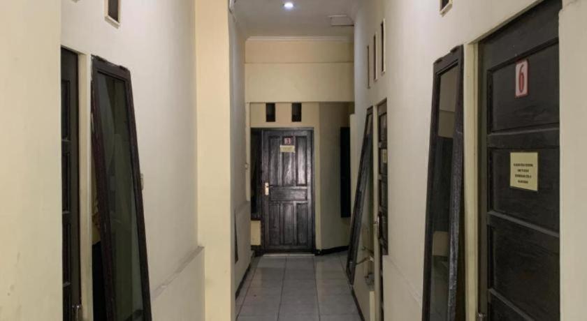 Sawojajar Inn Маланг Екстериор снимка